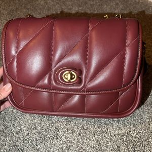 Coach Pillow Madison Wine